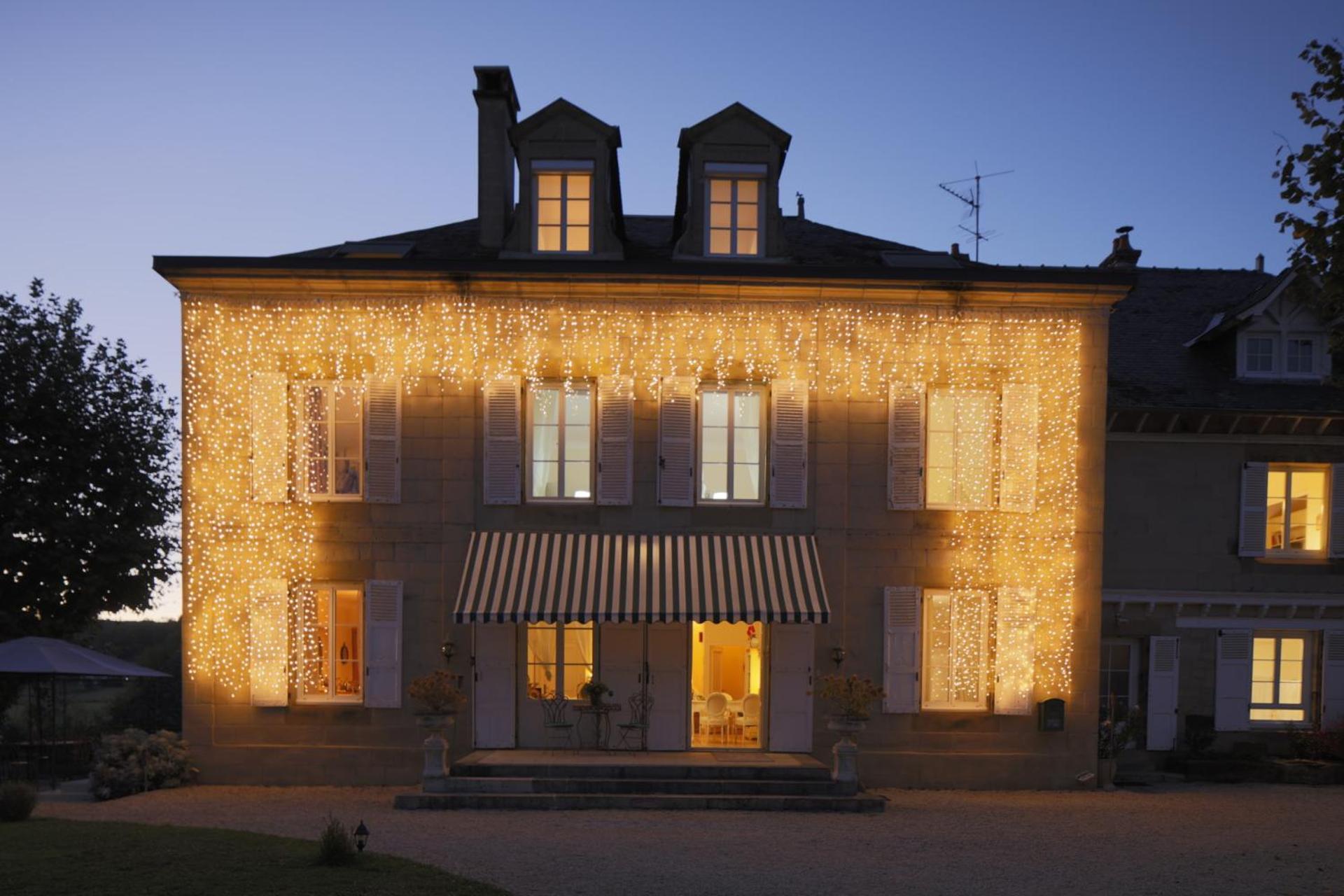 French Correze Moulin Bleu Hotel Saint-Pantaléon-de-Larche Екстериор снимка